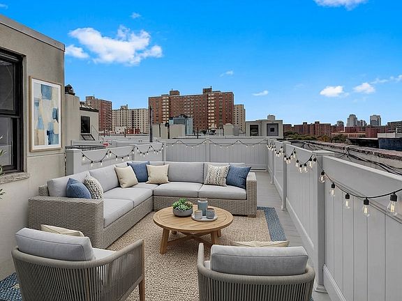 3rd image of 161 Stanton St #6G
