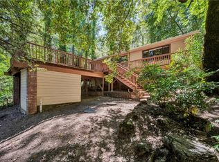 17097 Dogwood Way, Middletown, CA 95461