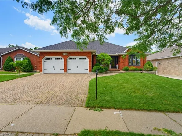 12 Macbride Ct, Brantford, ON N3T 6J1