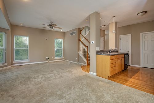 5th image of 8001 Presidio Ct