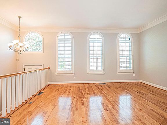 4th image of 5448 Edsall Ridge Pl