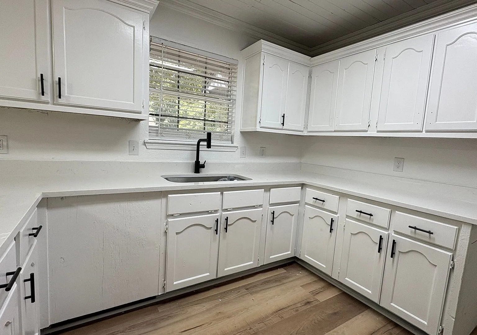 3 Bedrooms 2 Bathrooms $1,875/month — Photo 4