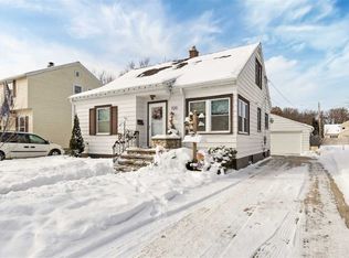 1120 13th Ave, Green Bay, WI 54304