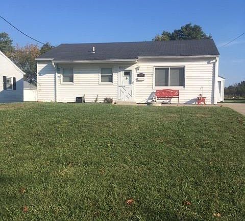 2nd image of 630 Lindemann Dr