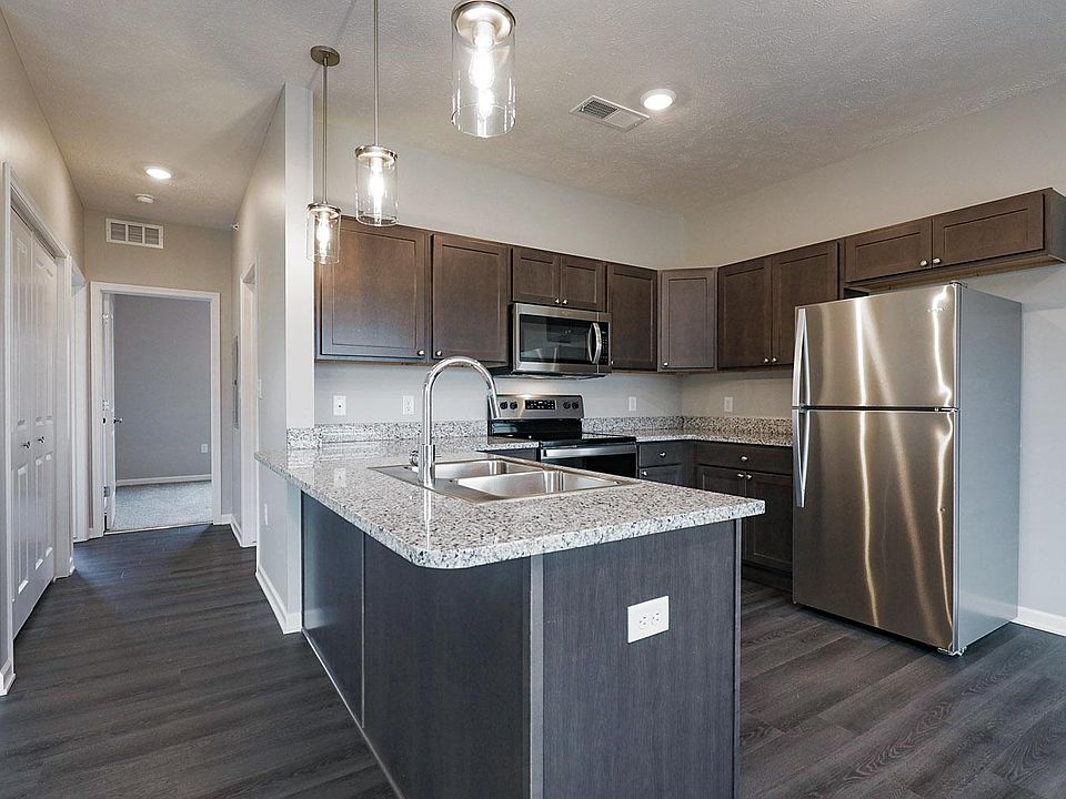 1st image of 2960 S Coddington Ave #2X1