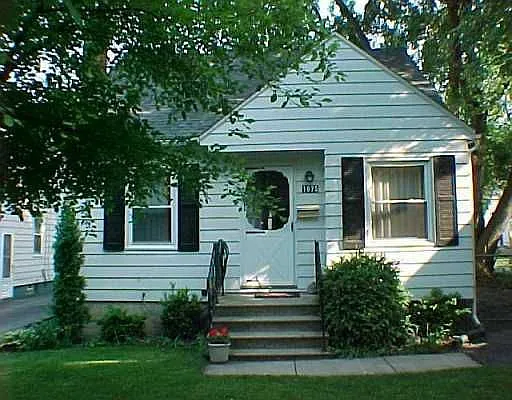 1975 Harding Ave photo 1