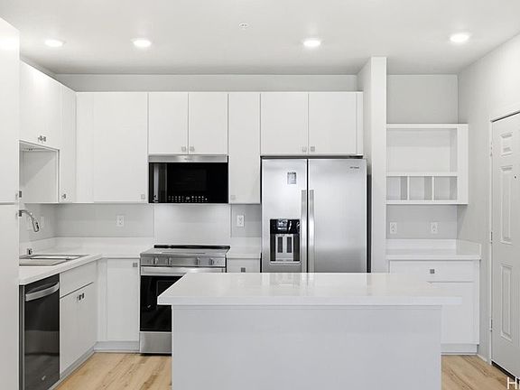 4th image of 91-3529 Nana Hope St #5208
