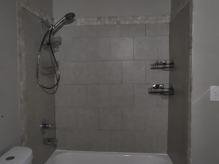 940 Roosevelt Dr — Photo 19