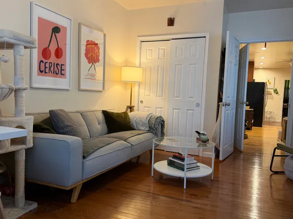 4428 Sansom St Floor 2, Philadelphia, PA 19104