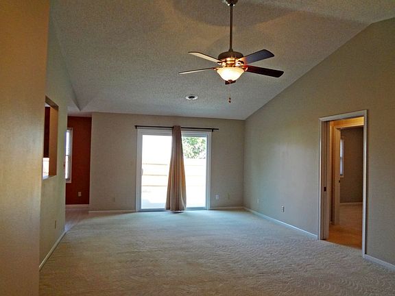 LIVING ROOM FR. ENTRY