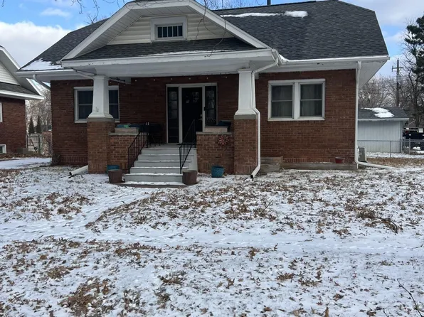 3226 N 52nd St, Lincoln, NE 68504
