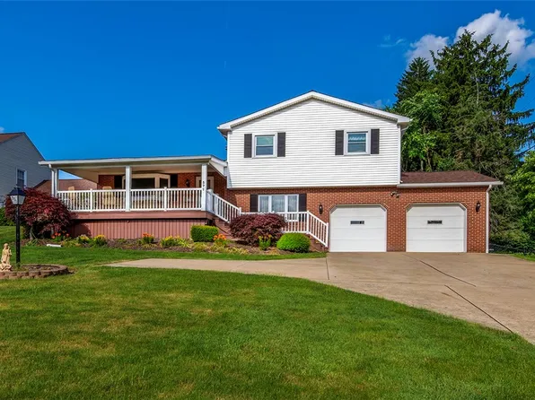 571 S 7th St, Sharpsville, PA 16150
