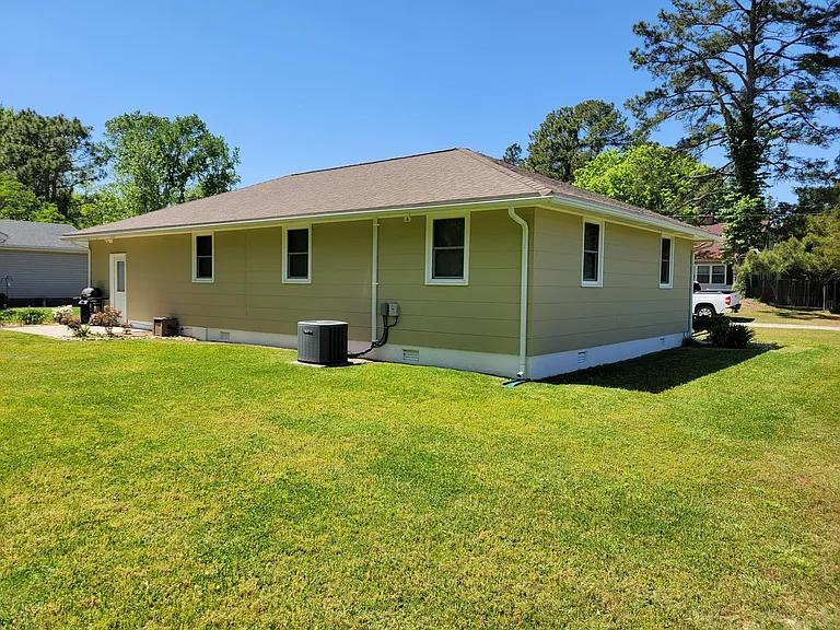 107 Jennings Dr — Photo 4