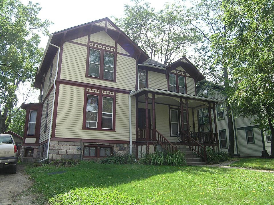 View of house from the street.