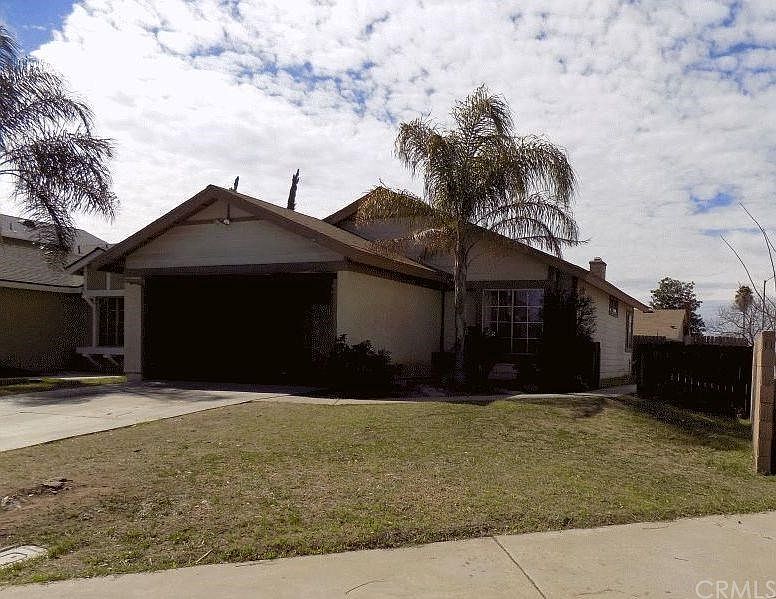 1st image of 25753 Parsley Ave