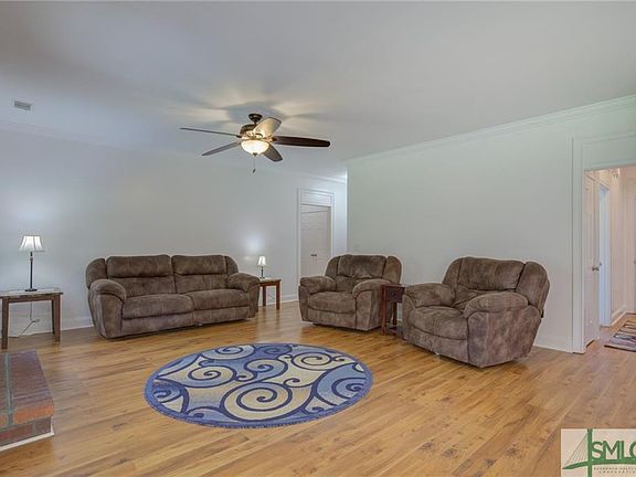 4th image of 313 Yorkshire Dr