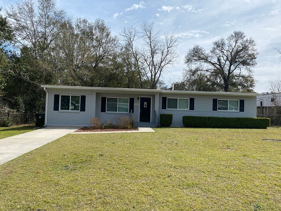 1st image of 228 Opal Ave