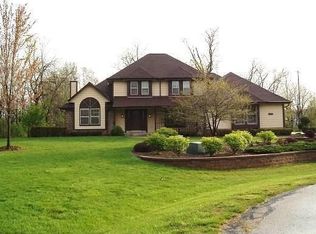 7269 Sherry Ln, Waterford, WI 53185