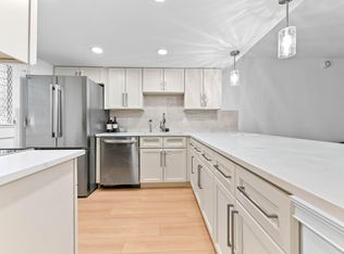 5700 NW 2nd Ave APT 211, Boca Raton, FL 33487