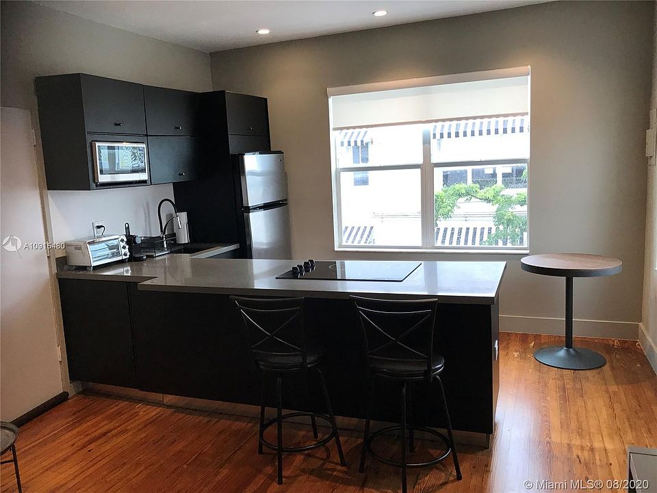 1st image of 1618 Michigan Ave APT 37