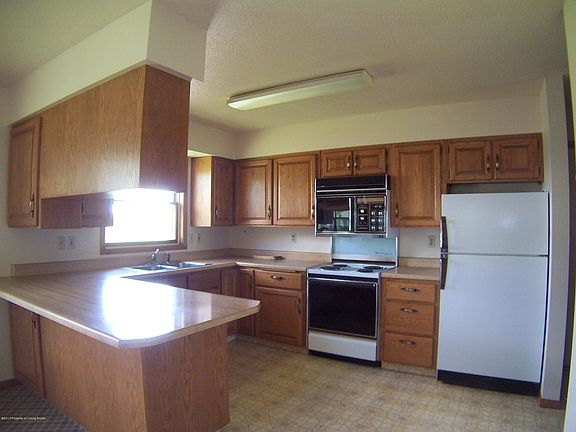 5th image of 1323 2nd Ave W