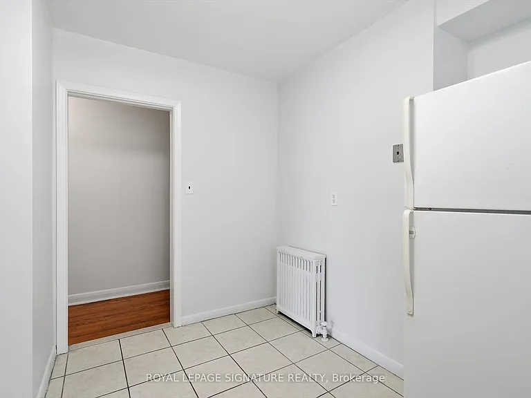 46 Albert Ave #5 — Photo 12