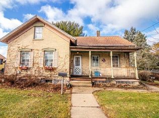 1412 S 9th St, Watertown, WI 53094