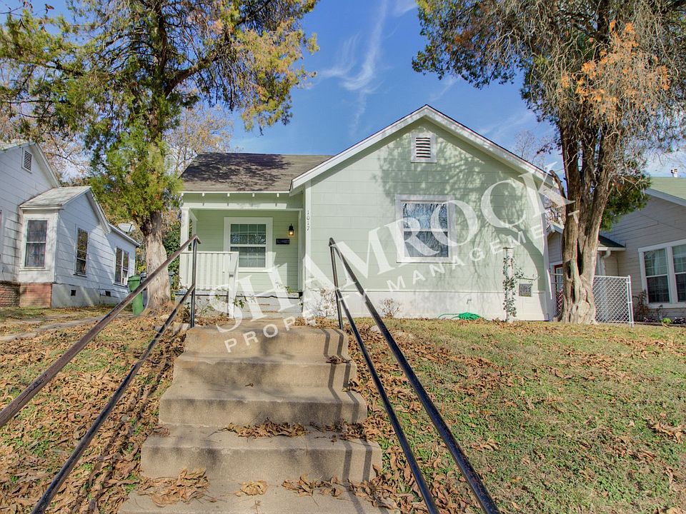 1st image of 1017 N 31st St