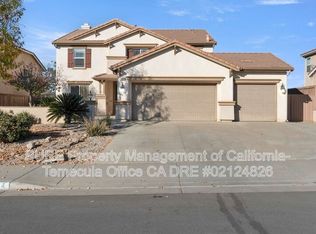 10274 Icefield Ct, Corona, CA 92883