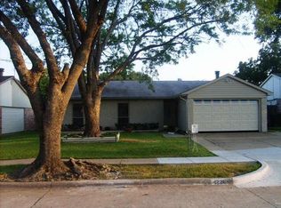 4226 Blue Creek Dr, Garland, TX 75043