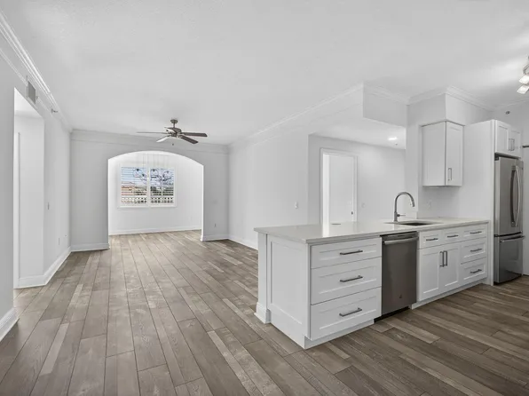 5301 Myrtlewood Cir E, Palm Beach Gardens, FL 33418