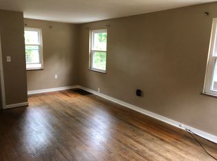 2057 Lindsay Rd, Pittsburgh, PA 15221
