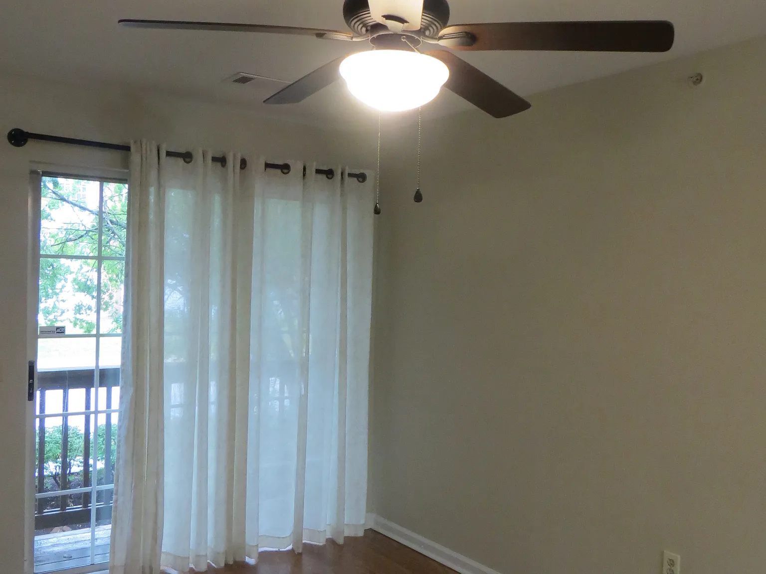 251 Simpson Avenue — Photo 2