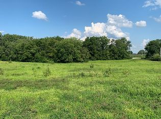 Hendrickson Rd, Rochester, IL 62563