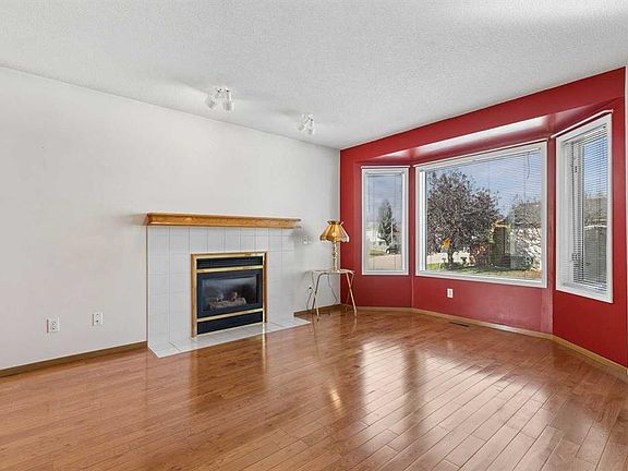 2nd image of 116 W Covington Rise NE