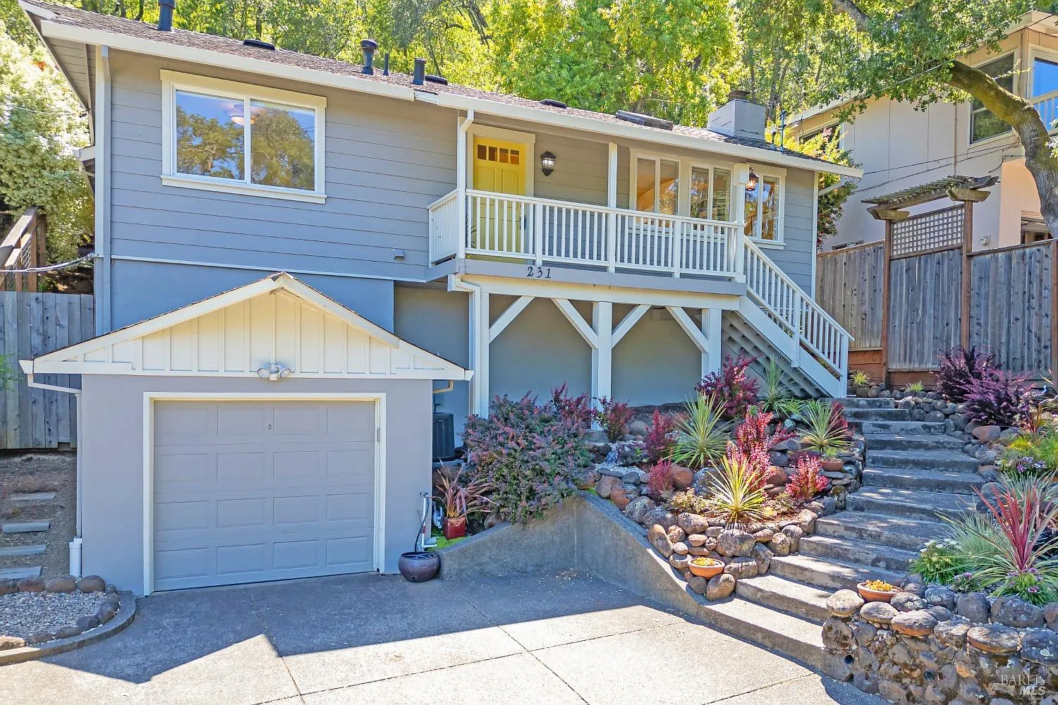 231 Coleman Drive photo 1