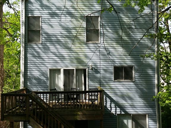 2nd image of 3238 Linwood Ave #1