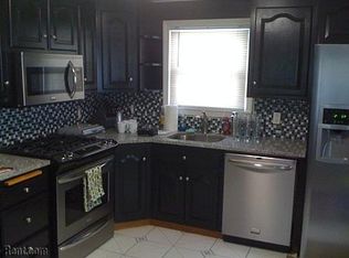 62 Wright Rd, Wethersfield, CT 06109