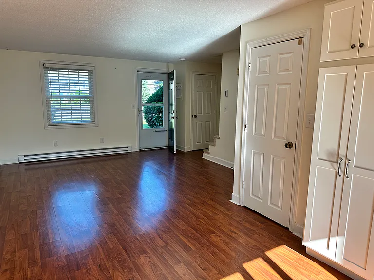 135 W Main St #5 — Photo 26