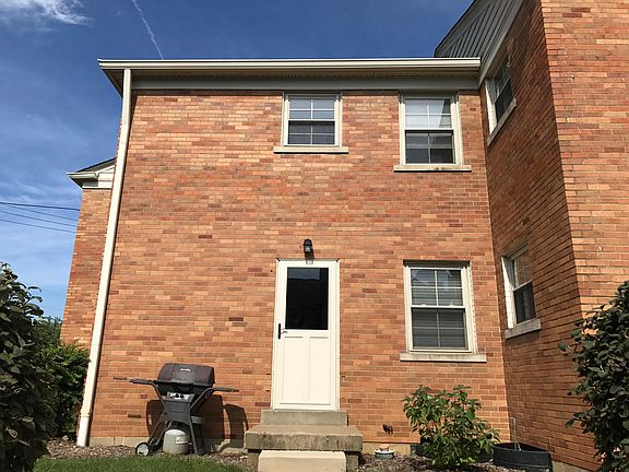 3rd image of 1065 W Sells Ave #A