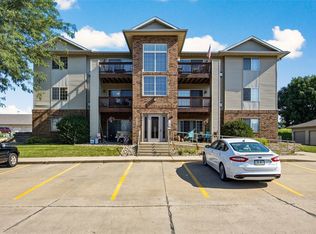 3050 Wilson Ave SW APT 5, Cedar Rapids, IA 52404