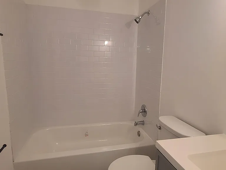603 SW 75th St #102 — Photo 11