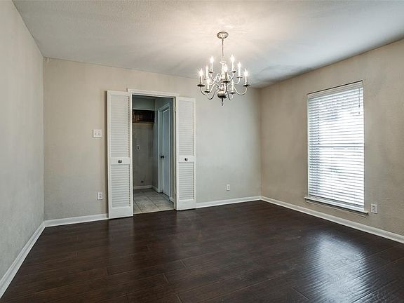 3rd image of 2302 Owens Blvd