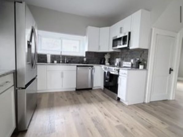 5360 E Pleasant Valley Blvd