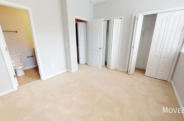 955 Downey Branch Ln — Photo 25