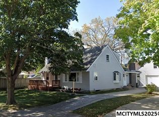 1216 N Hampshire Ave, Mason City, IA 50401