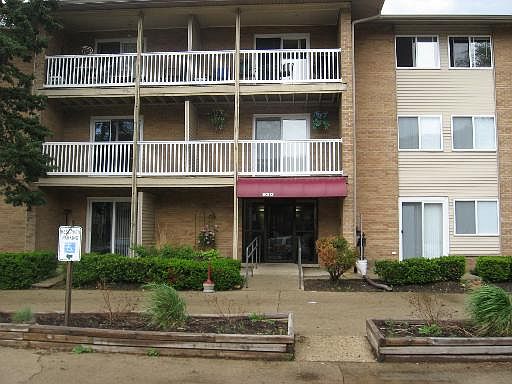 1st image of 930 S Beau Dr #110