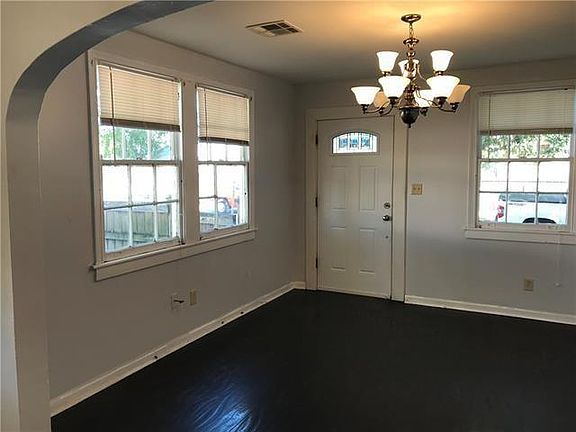 2nd image of 1603 S Rendon St