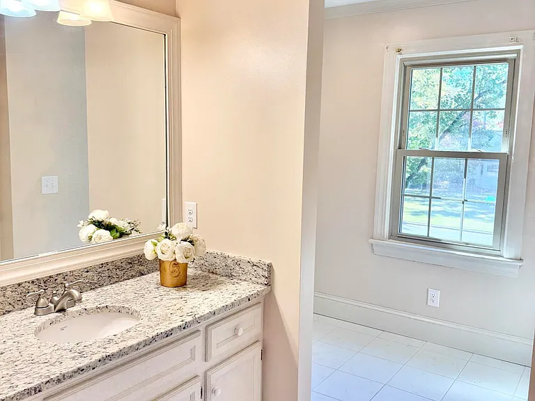 703 Daventry Dr — Photo 42