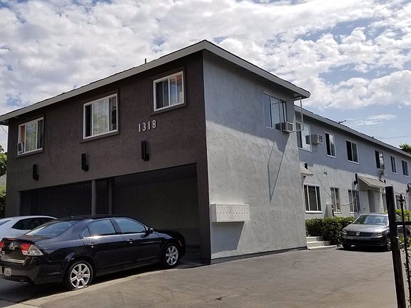 2nd image of 1318 N Las Palmas Ave APT 4